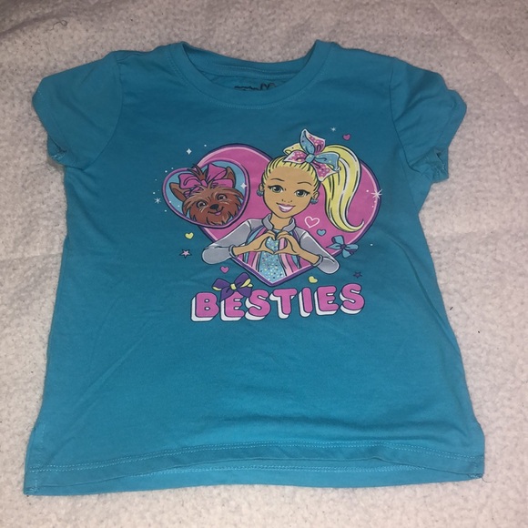 Little girl, 6 year old clothes bundle - Picture 2 of 7